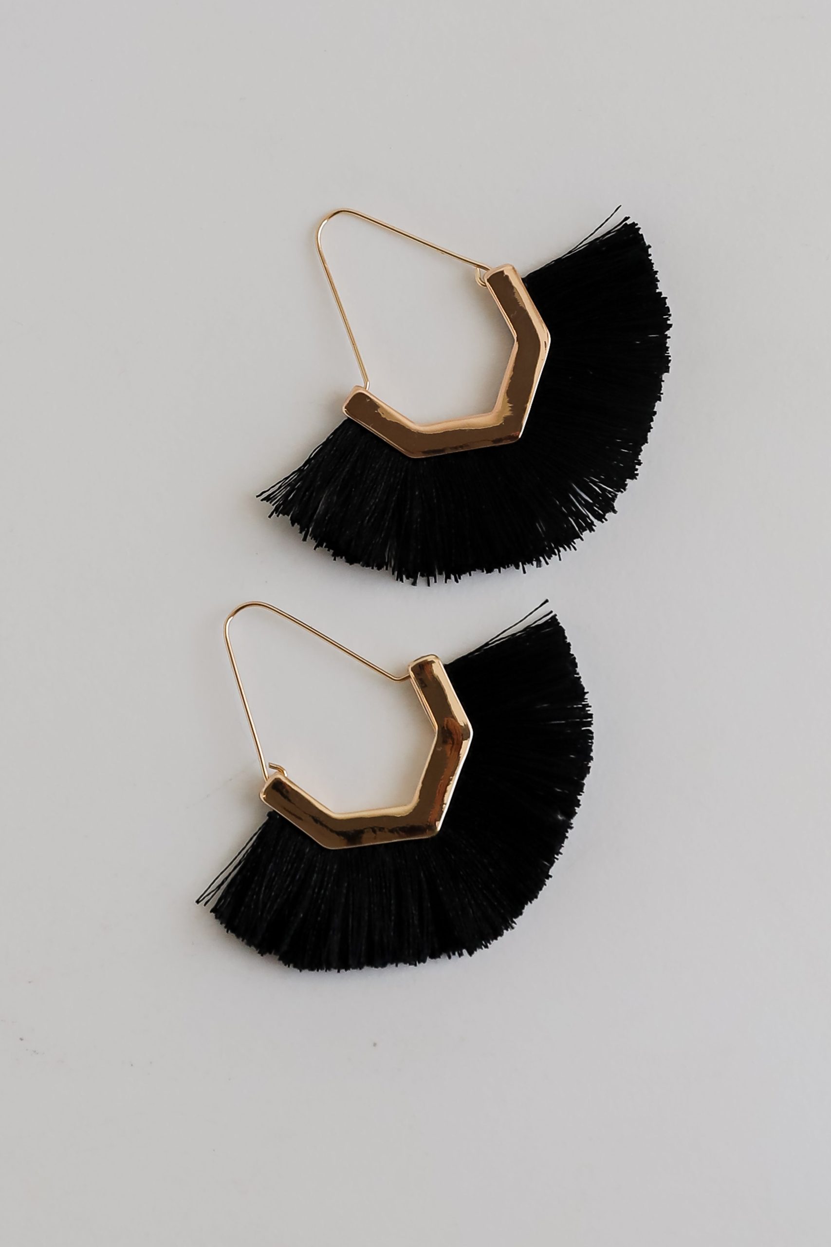 shopdressup_black_fringe_earrings-6.jpg