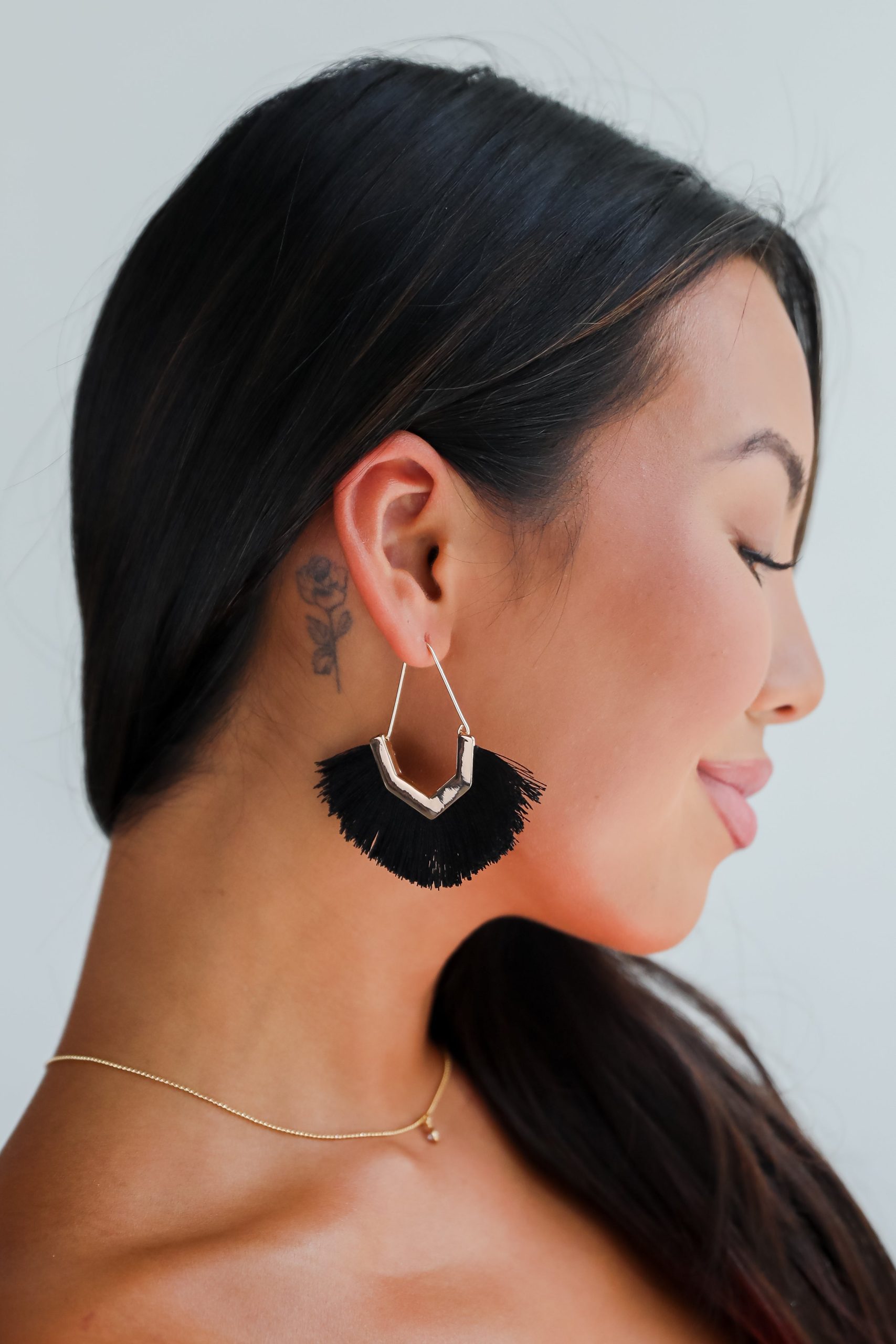 shopdressup_black_fringe_earrings.jpg